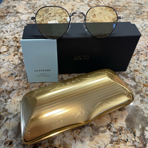 THE ROW - EVEVAN IN YELLOW FLYNN TITANIUM SUNGLASSES - Picture 6 of 12